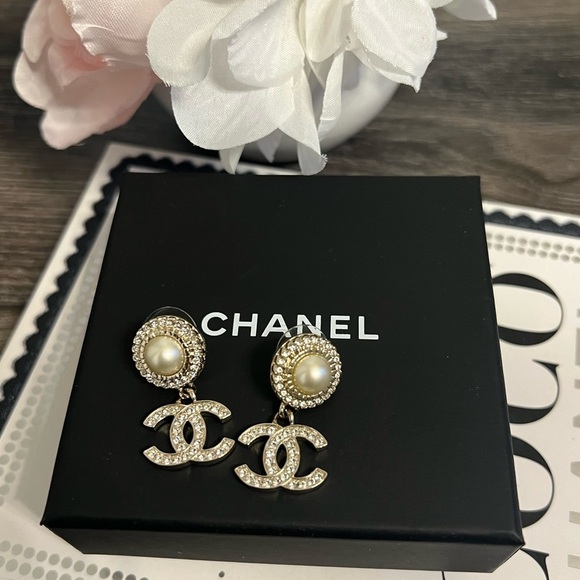 Chanel Faux Pearl & Crystal CC Drop Earrings - Picture 1 of 8